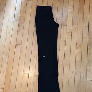 Lululemon yoga pants
